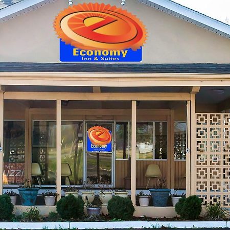 Economy Inn & Suites Warren Exterior photo